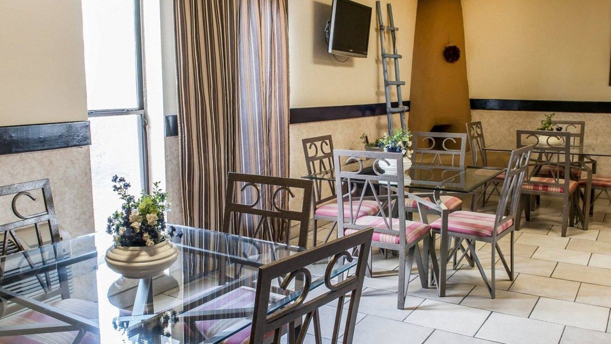 Espanola Hotel | Rodeway Inn