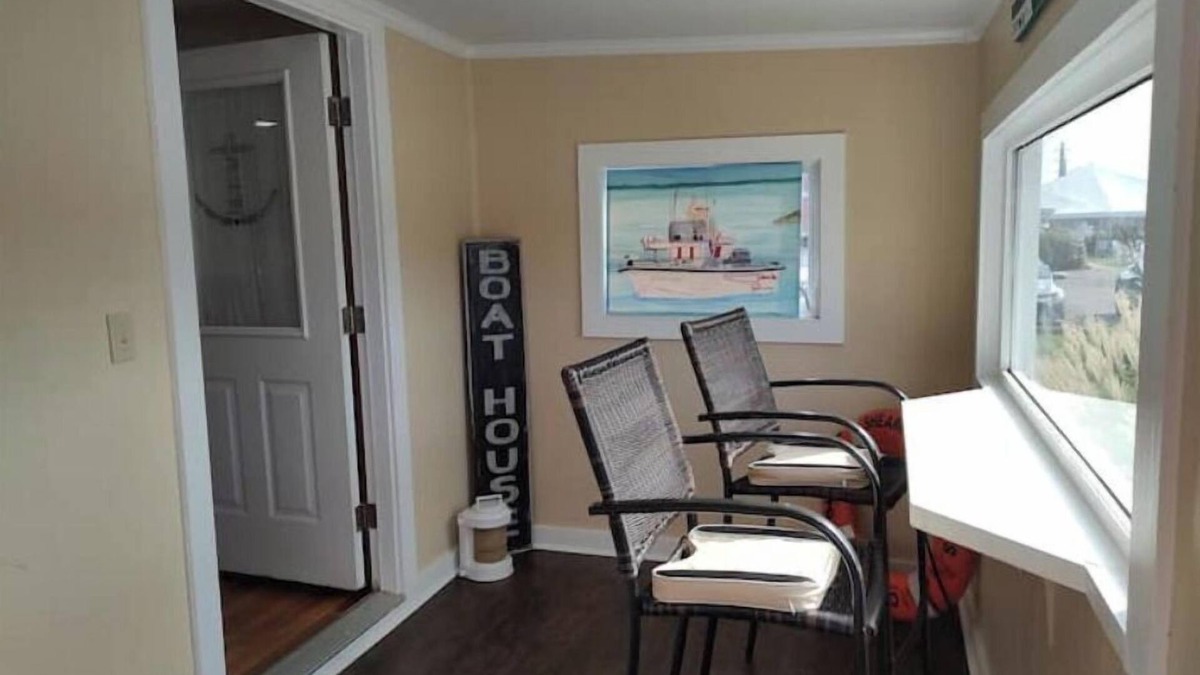 Coinjock House | Rolling Hitch-Cottage on the ICW - Dog Friendly!