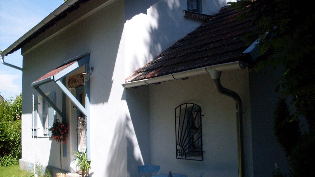 Weiden in der Oberpfalz Apartment | Romantic vacation home (69 sqm) for up to 2 people