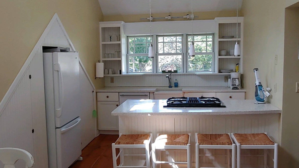 Salisbury Other | Romantic 1-Bdrm on Lake Dunmore, Views, Linens, Beach, Marina, Pub, Sleeps 4