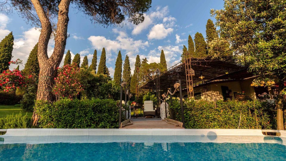 Pescia Villa | Romantic and Luxury COTTAGE NANNI with Pool
