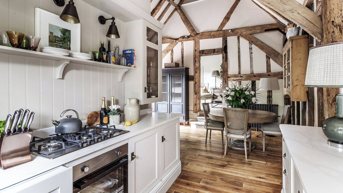 Westcott House | Romantic and very luxurious converted barn, private garden and stunning views