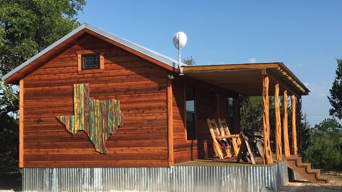 Fredericksburg Cabin | Romantic Ava Haus CABIN. 3 minutes to Main!See our other 4 Ava Haus rentals!