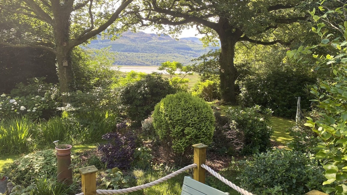 Caerdeon Cottage | Romantic Cottage in Snowdonia National Park. Stay in the Woodland's Heart!