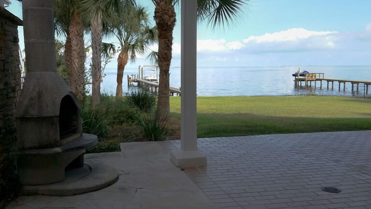 Crystal Beach House | Romantic Escape; Open Gulf View; Your Own Private Dock! Elevator to master.