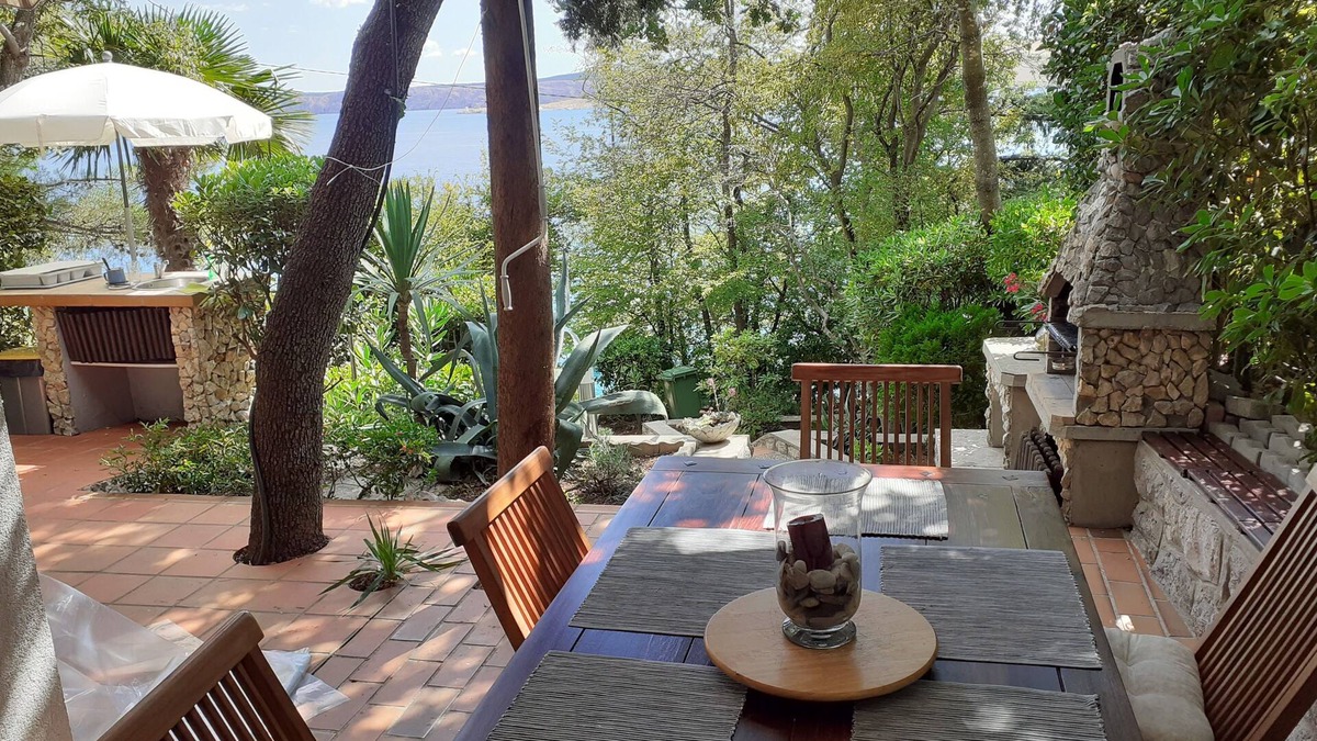 Kraljevica House | Romantic garden with trees and beautiful shaded areas, terraces, E