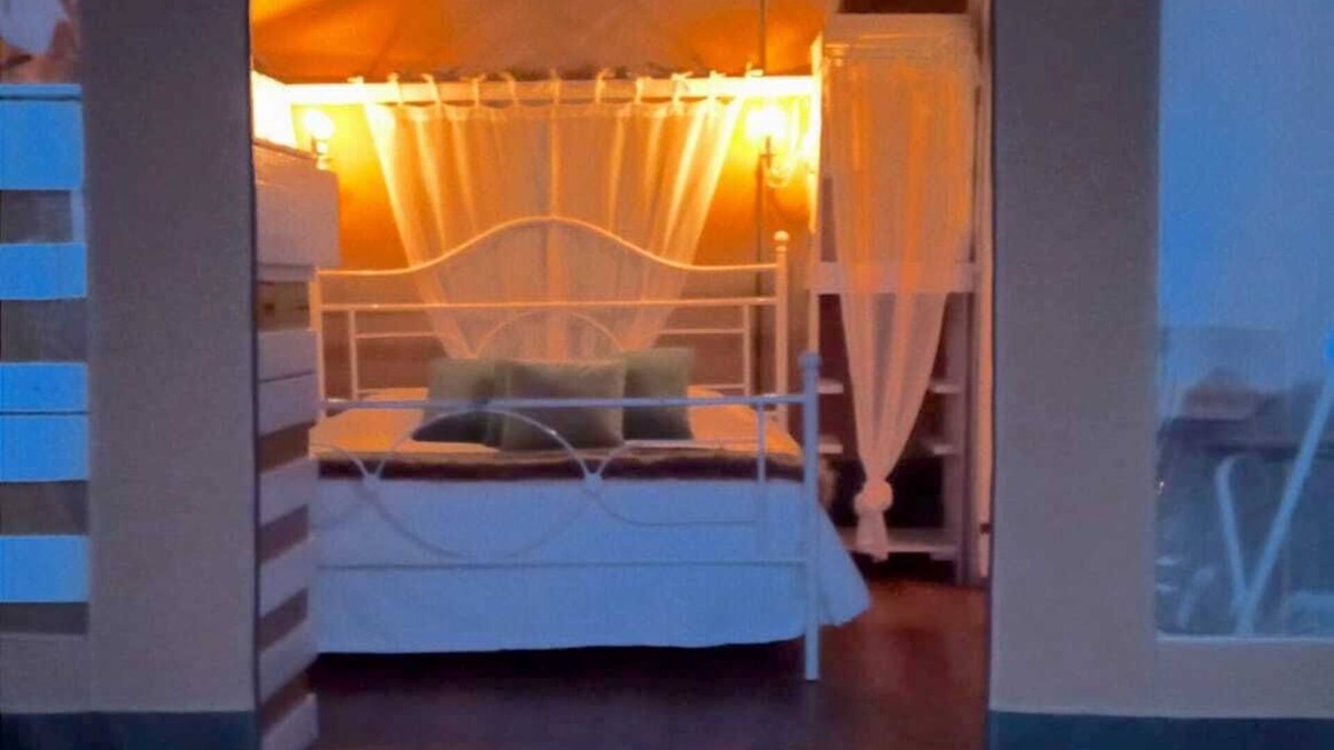 Guatiza Cabin | Romantic Getaway in a Glamping Tent