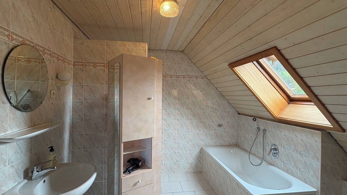 Neuve-Eglise House | Romantic Hideaway & Remote Work Haven Mountain View, pet friendly, free wifi