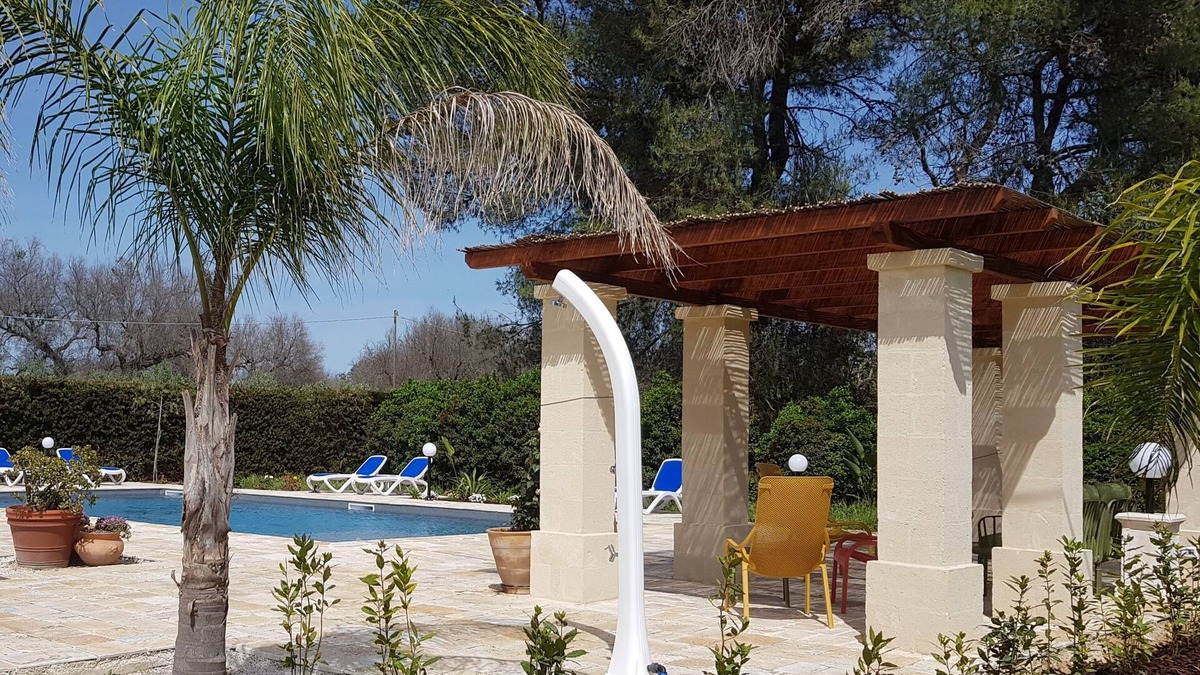 Oria Villa | Romantic Italian villa with superb pool and beautiful gardens close to Oria