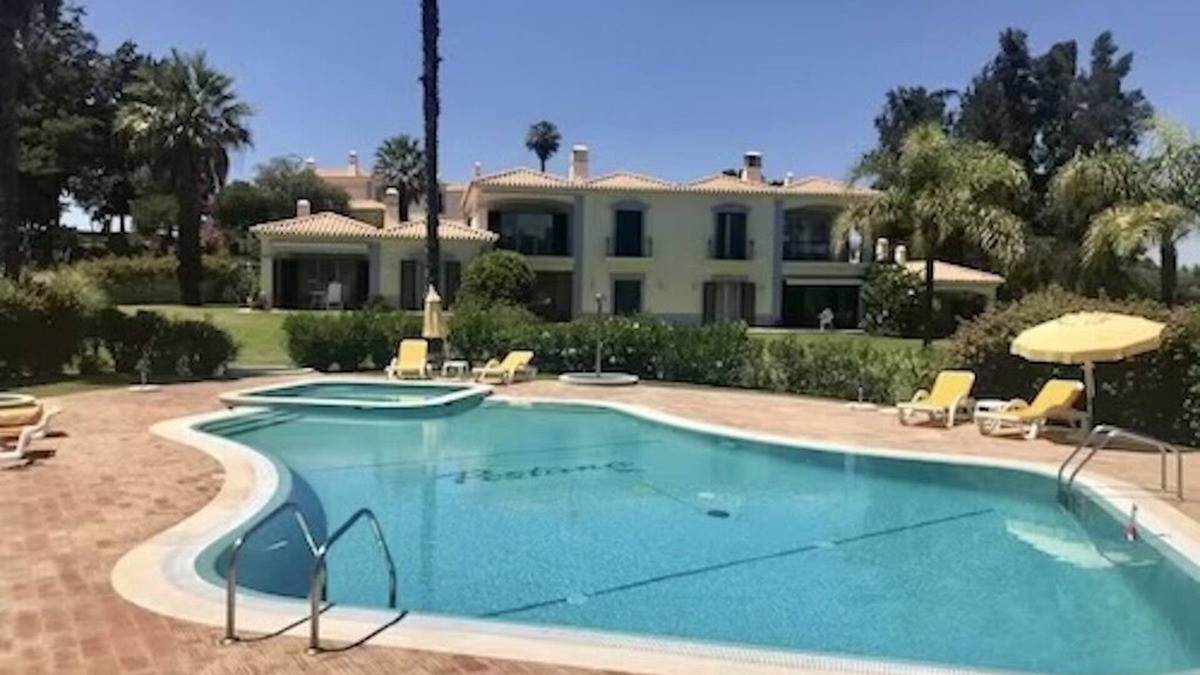 Estombar House | Romantic Luxury Apartment on the Golf Course 10 Minutes From Centre of Carvoeiro