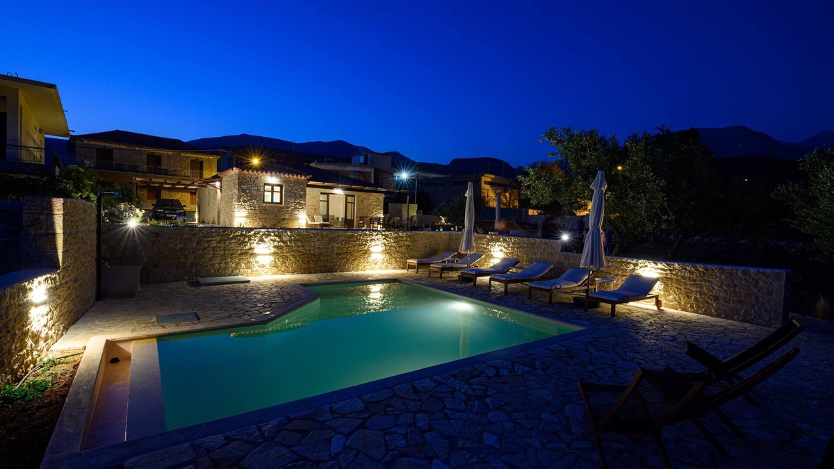 Kardamyli Villa | Romantic new luxury villa in Kardamyli Messinias