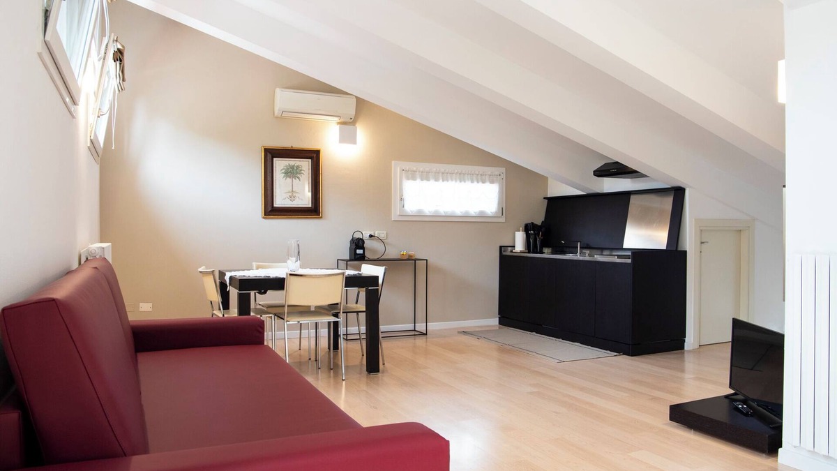 Teolo Apartment | Romantic refuge nestled in the greenery of the Euganean Hills Natural Park.