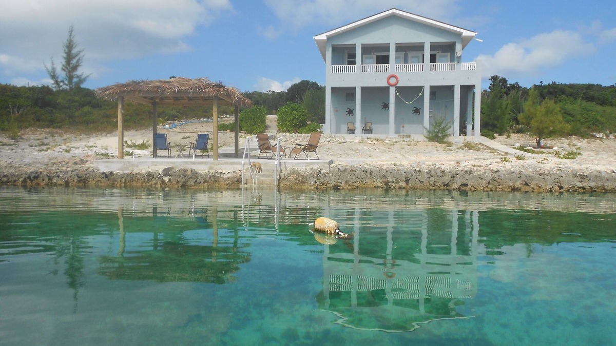 Governor's Harbour House | Romantic Seclusion on the Caribbean Sea