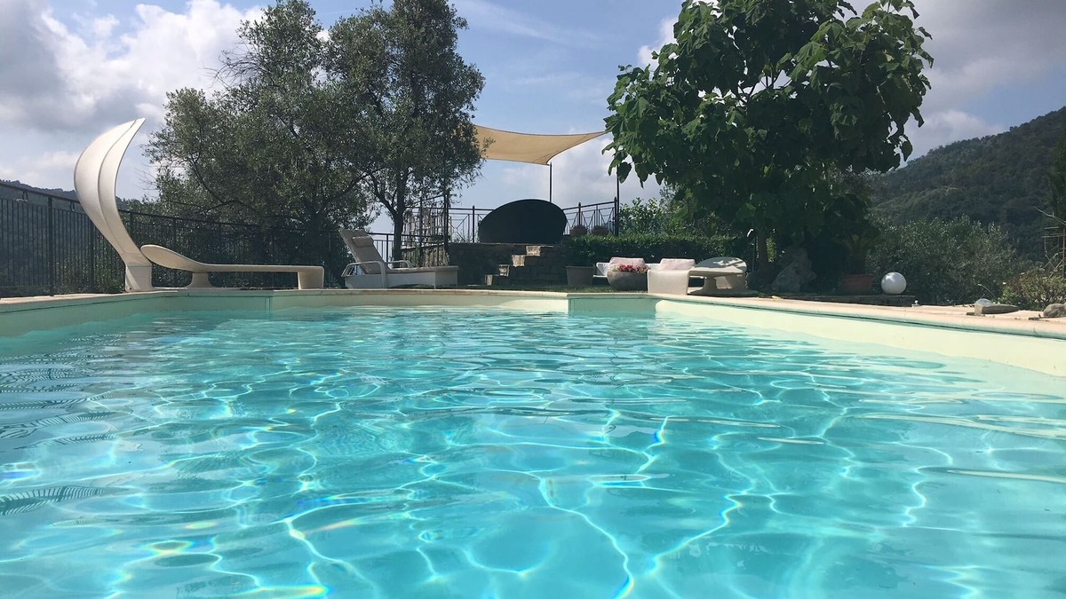 Dolceacqua Villa | Romantic Villa Lenivada with views, swimming pool and outdoor whirlpool