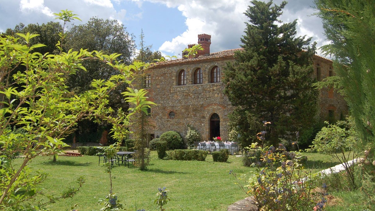 Bucine Villa | Romantic villa, Wi-Fi, pool, cooking lesson