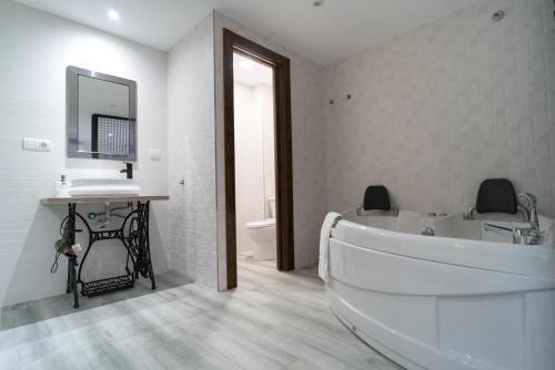 Anna Apartment | ROMANTICA