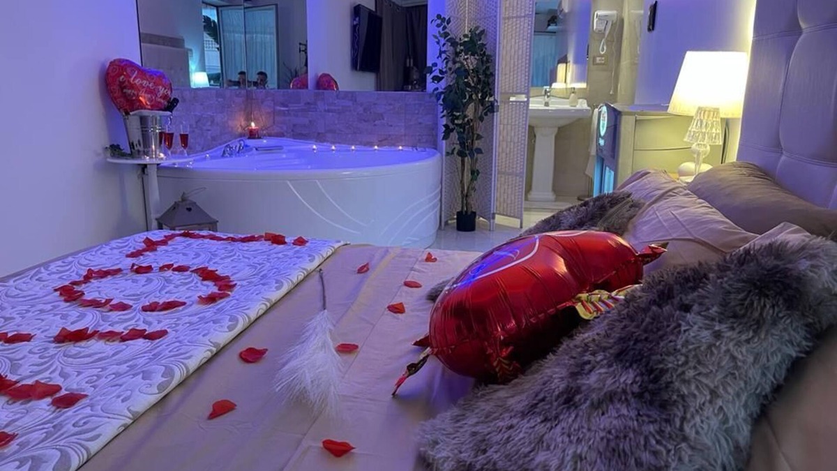 Ognina Apartment | Romantica suite in attico con vista panoramica mare montagna