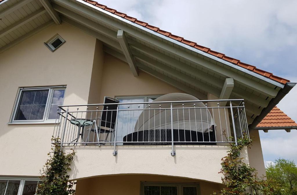 Leeder Apartment | Romantik Ferienwohnung am Tor zum Allgäu