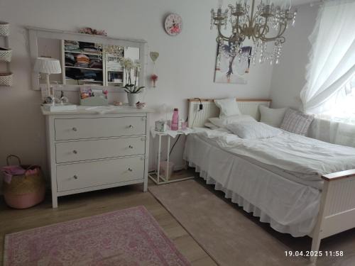 Bielefeld House | Romantischer Traum, nur 1 Tag im voraus zu buchen, mit TV inkl Netflix