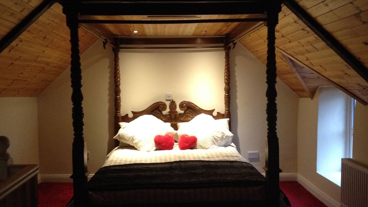 Caherdaniel Cottage | Romatic Couples Retreat Luxurious Accommodation