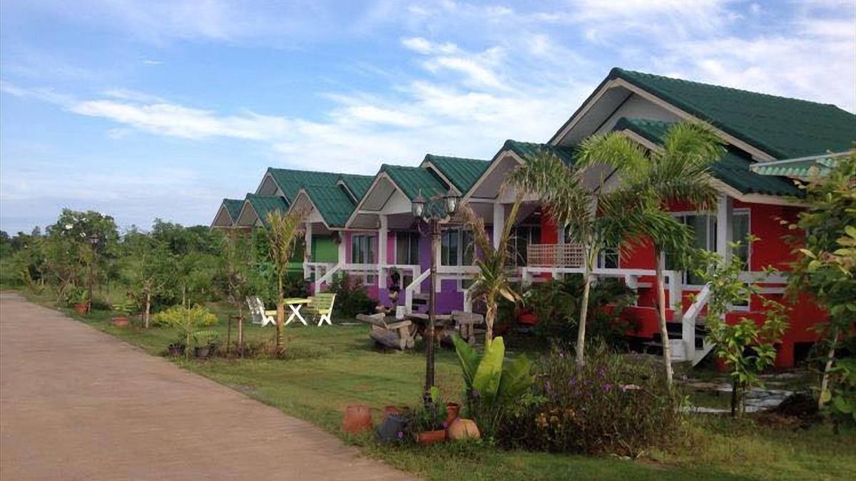 Sung Noen Hotel | Rombaramee Villa Resort