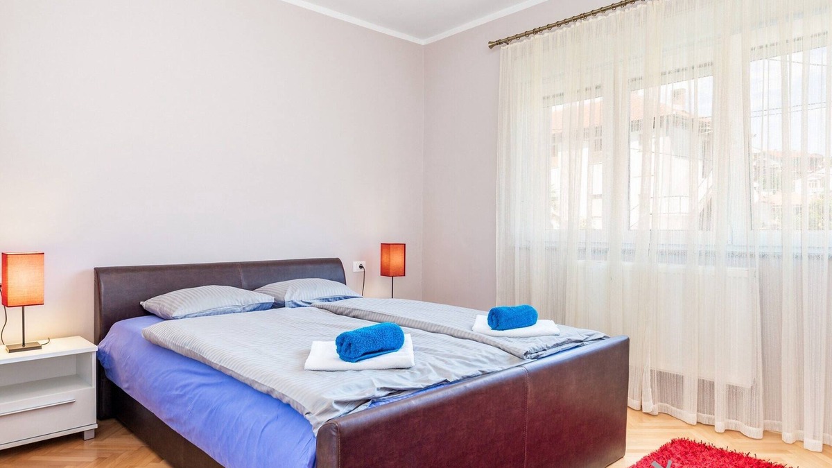 Bezjaki Apartment | Rona apartment Smokva 1