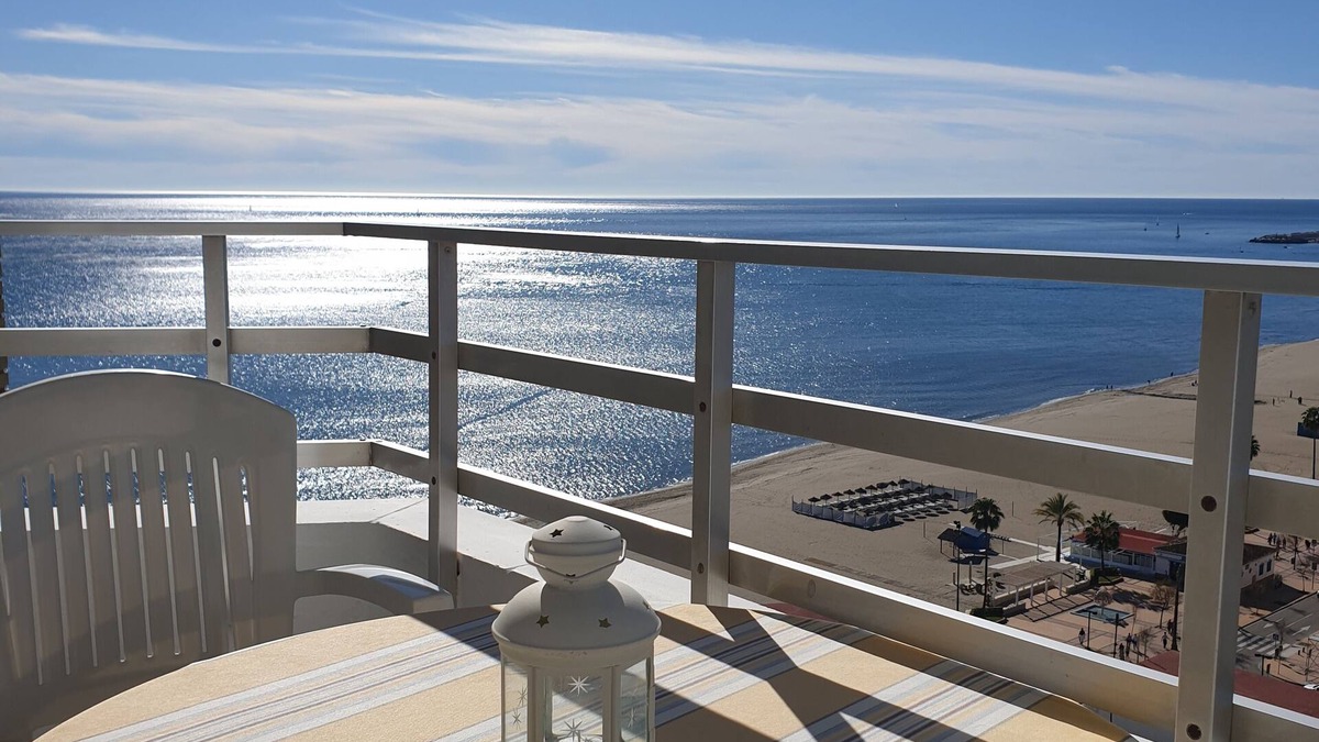 Torreblanca Apartment | Ronda 3 Seafront Apartment - Los Boliches Beach Fuengirola