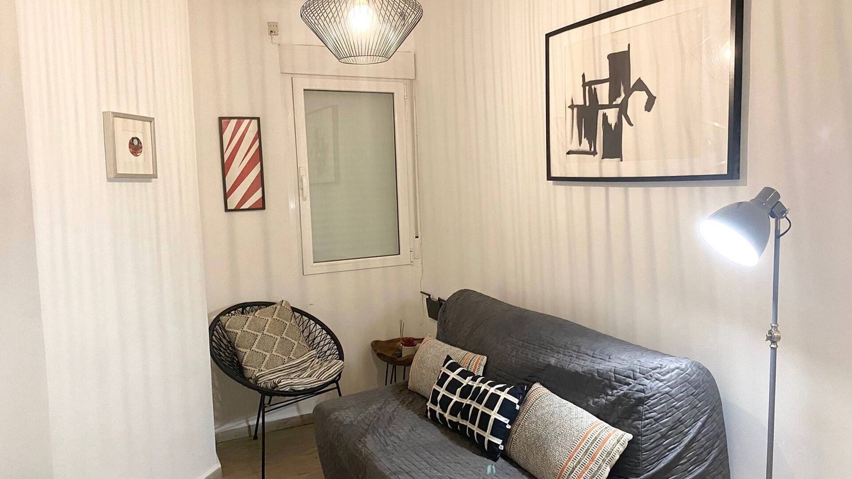 Imperial Apartment | Ronda de Segovia Apartment Center