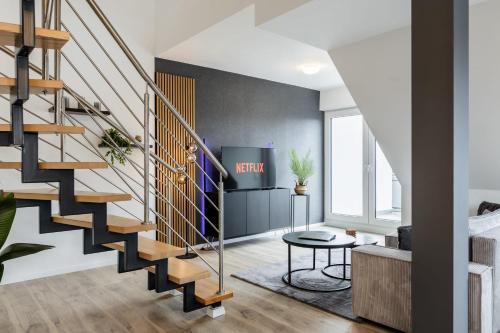 Rheda-Wiedenbruck Apartment | Roof-Suite 02 I Aufzug I BBQ I WiFi I Balkon I TV