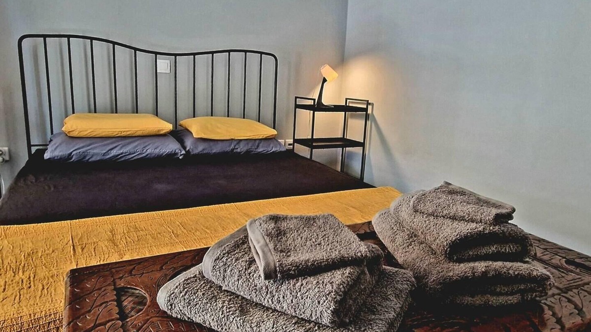 Papagou-Holargos Apartment | Rooftop 1 Bdr Apt - Metro Cholargos - 5 Min Walk