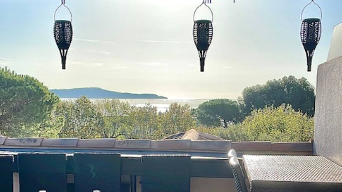 Cavaliere Apartment | ROOFTOP 100m2 sea view all comfort - 50m landing beaches and town center