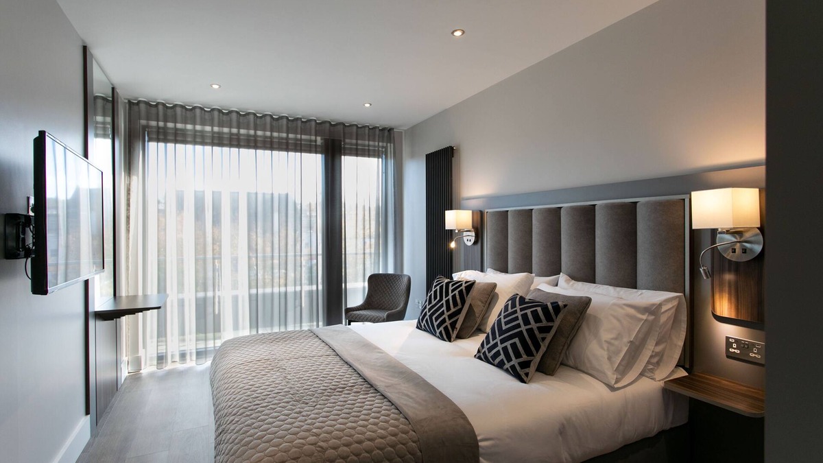 Newry Apartment | Rooftop city centre location, luxury styling and superior amenities