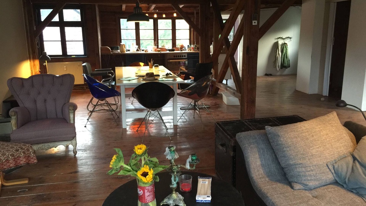 Schlangenluch Apartment | Rooftop loft by the lake, 3klm tesla