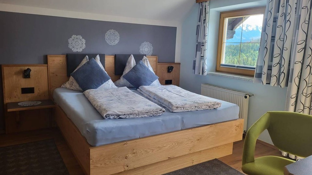 Winklern Apartment | Room 1 Kreuzeckblick - House Rupitsch