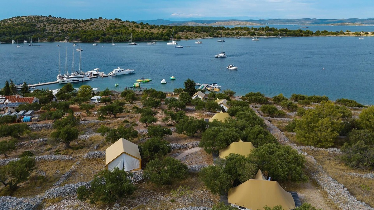 Kornati Hotel | Room 9 - Perfect Glamping for people who want more!