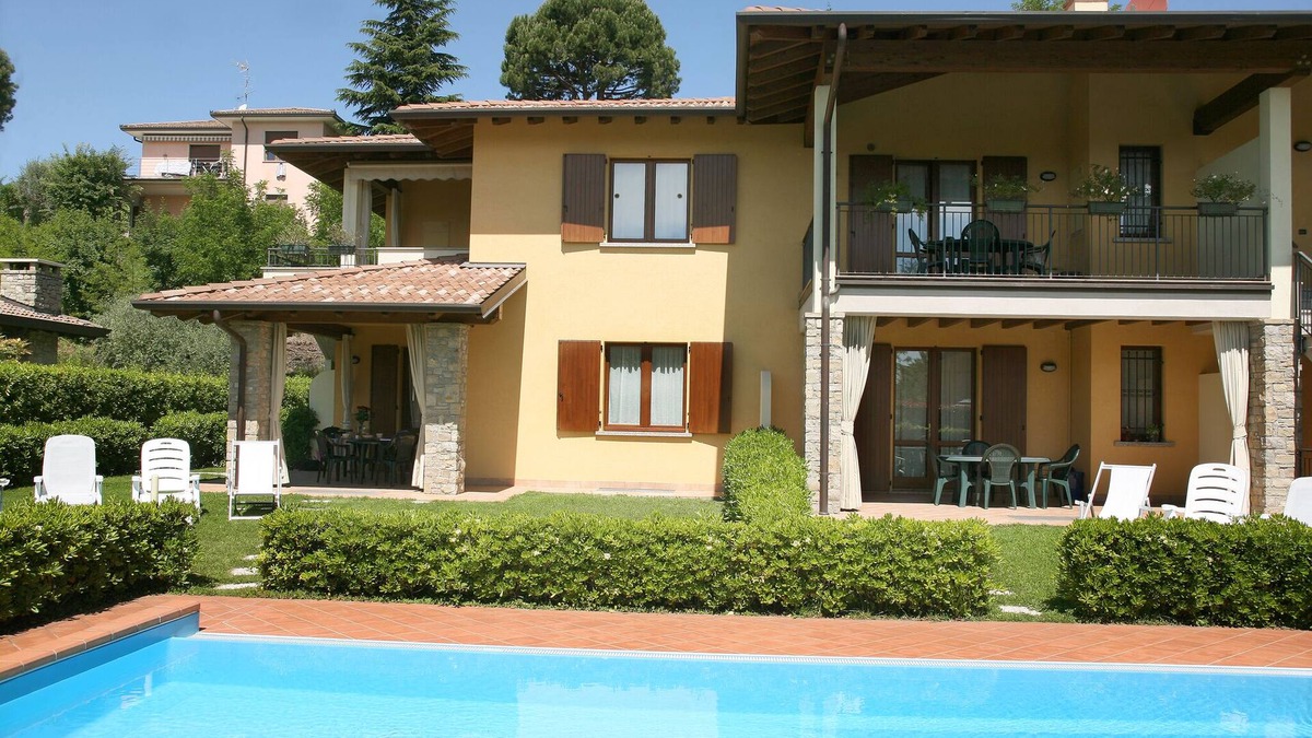 Moniga del Garda Apartment | Room apartment on the first floor