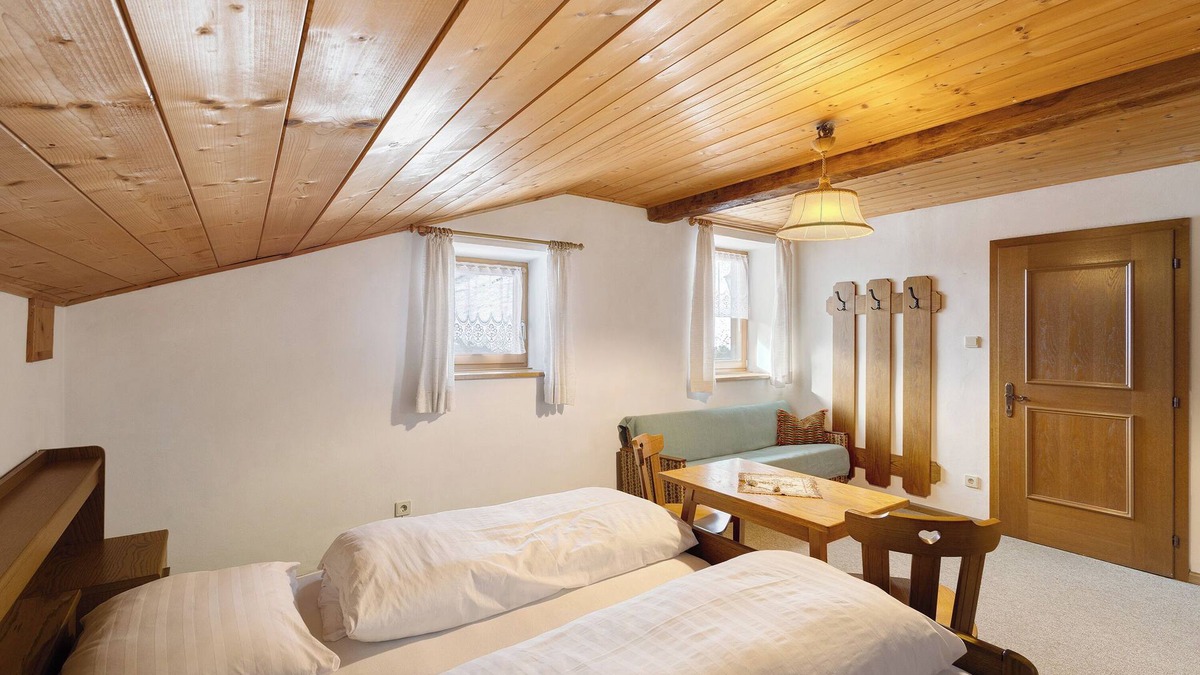 Val di Vizze Apartment | Room 'Bartlhof Torwand' with Mountain View, Shared Terrace and Wi-Fi