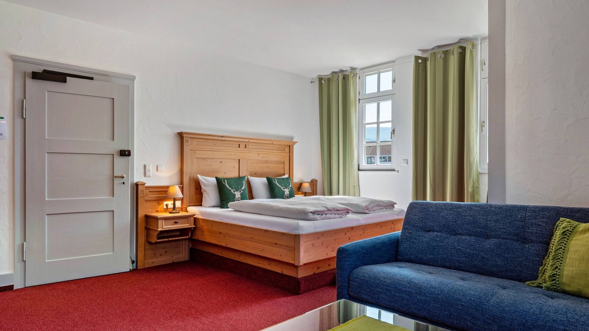 Forbach Apartment | Room 'Christophorus' with Shared Terrace, Shared Garden and Wi-Fi