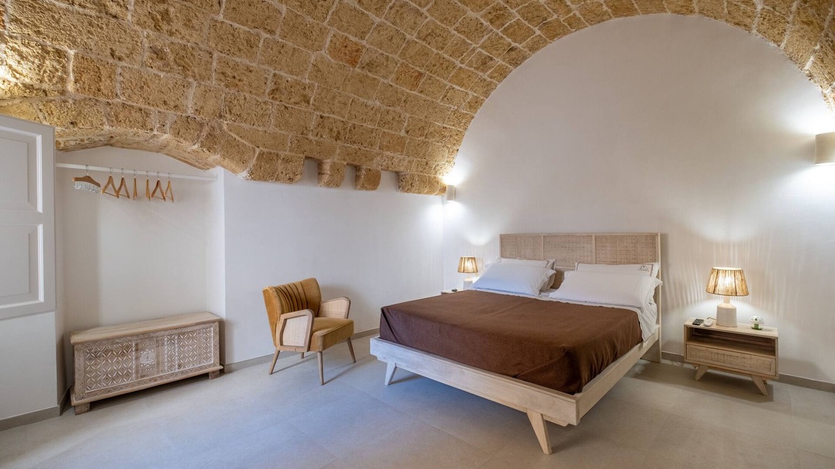 Montesano Salentino Bed & Breakfast | Room 'Dimora Botte' with Private Terrace, Wi-Fi and Air Conditioning
