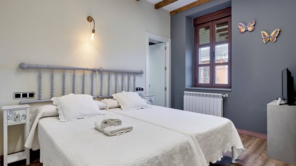 Ferreras de Abajo Apartment | Room 'Habitacion 4' with Shared Pool, Shared Terrace and Wi-Fi