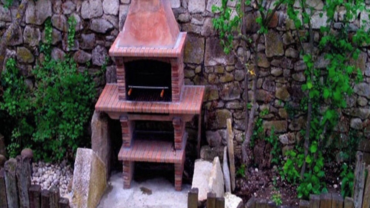 Agurain House | Room 'Habitacion Lila' with Shared Terrace, Shared Garden and Wi-Fi