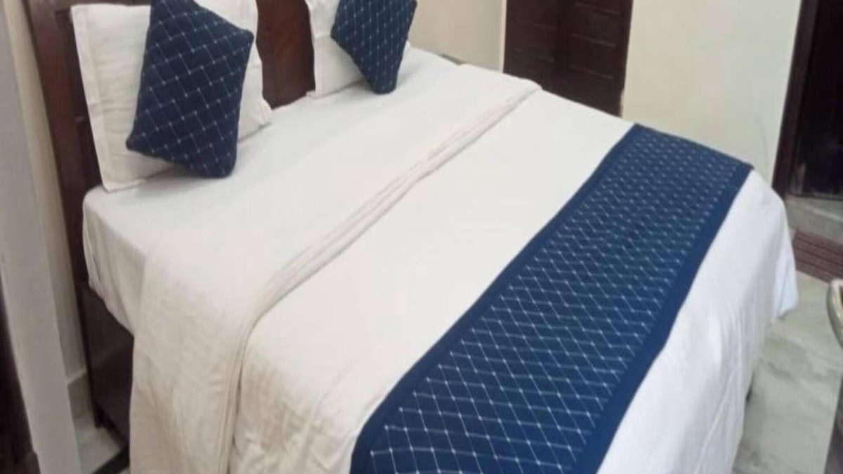 South Extension House | Room in B&B - Home Stay Bed And Break Fast