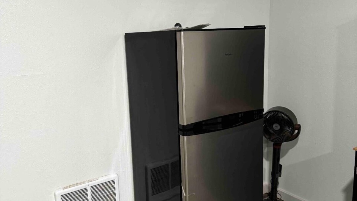 Idaho Falls House | Room in indoor riding arena. Laundry available, shared bathroom, free parking.