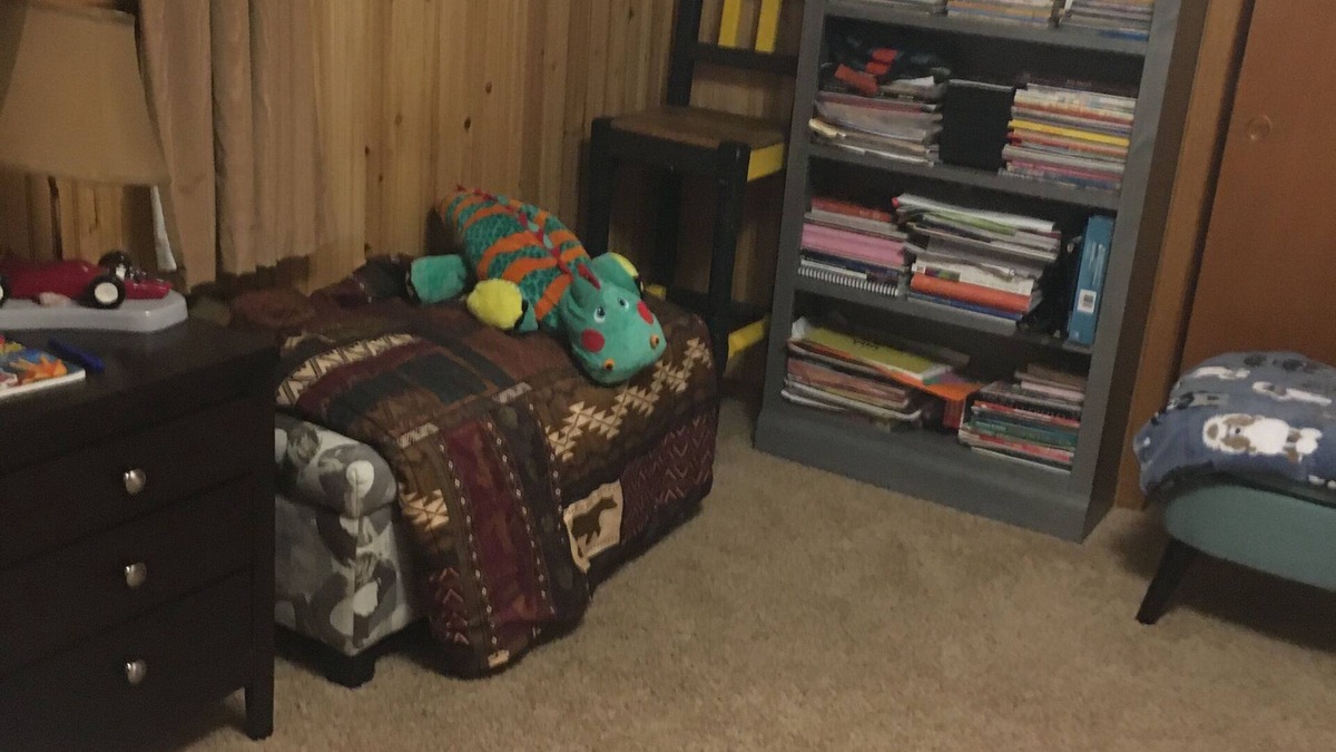 Custer House | Room in the nice house! Shared room for max two people. Kitchen, laundry, WiFi
