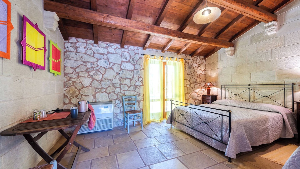 Vernole Apartment | Room 'Masseria Copertini - Cervo' with Private Terrace, Wi-Fi and Air Conditioning