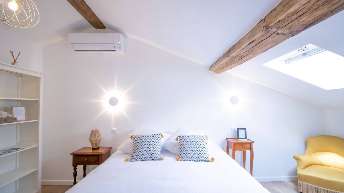 Bastelica Apartment | Room 'Murella' with Wi-Fi and Air Conditioning
