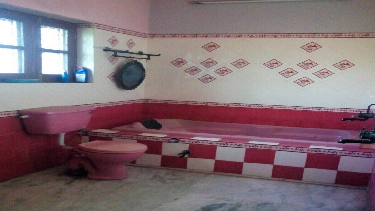 Bullawala House | Room near Canal Road