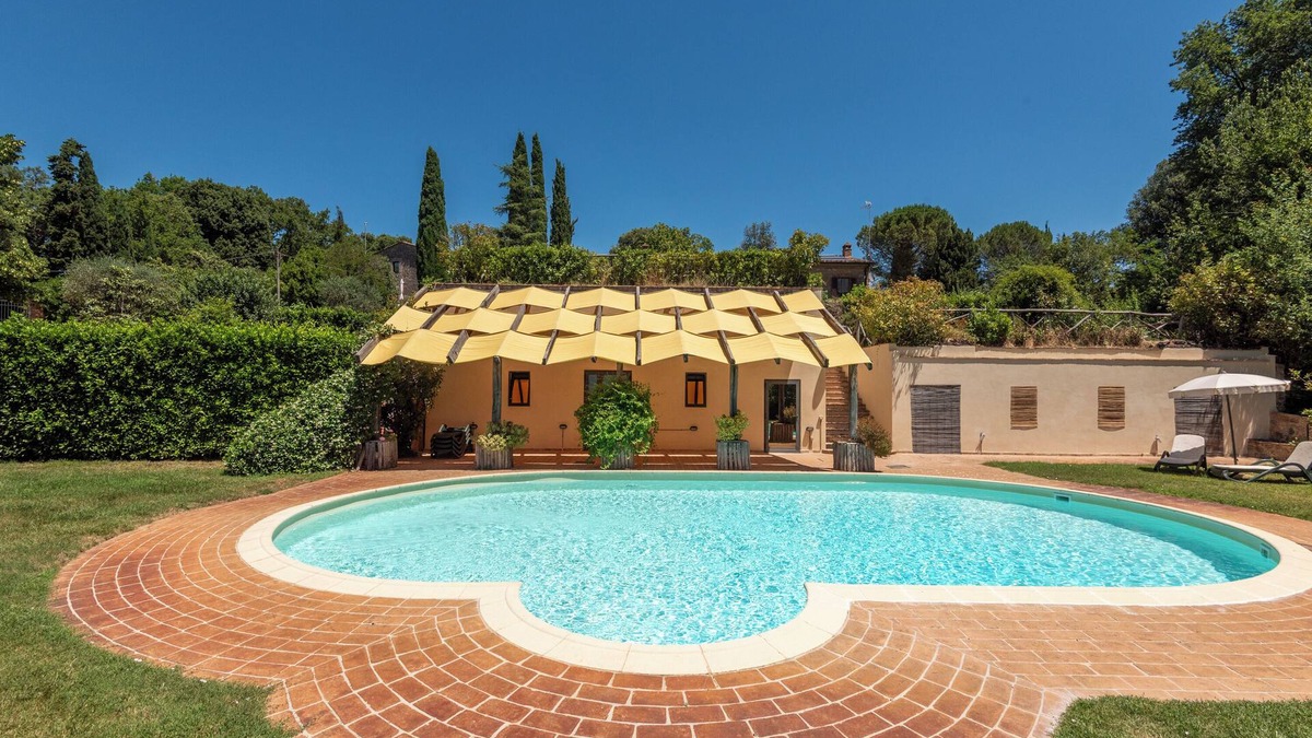Monticiano Apartment | Room 'Podere Marroneto - Camera 1' with Mountain View, Shared Pool and Wi-Fi