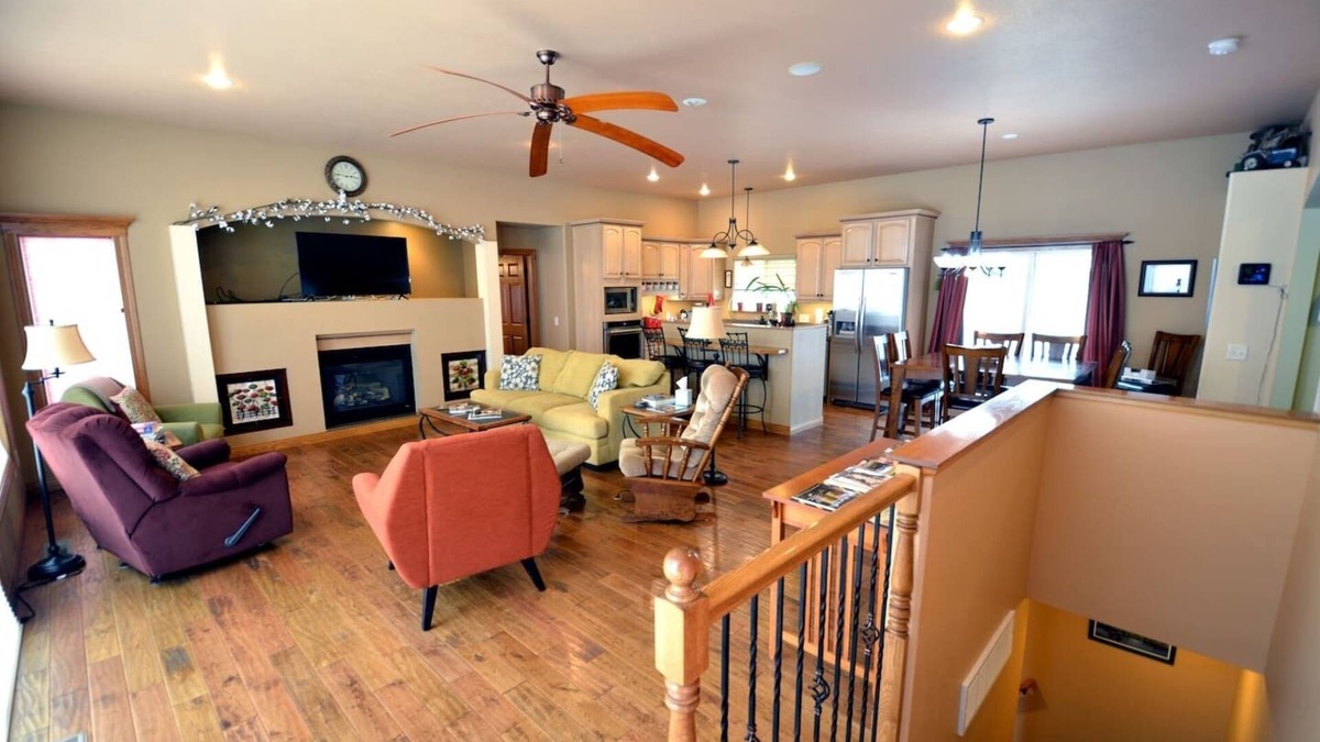 Sturgis House | Room To Roam In This Beautiful Home!