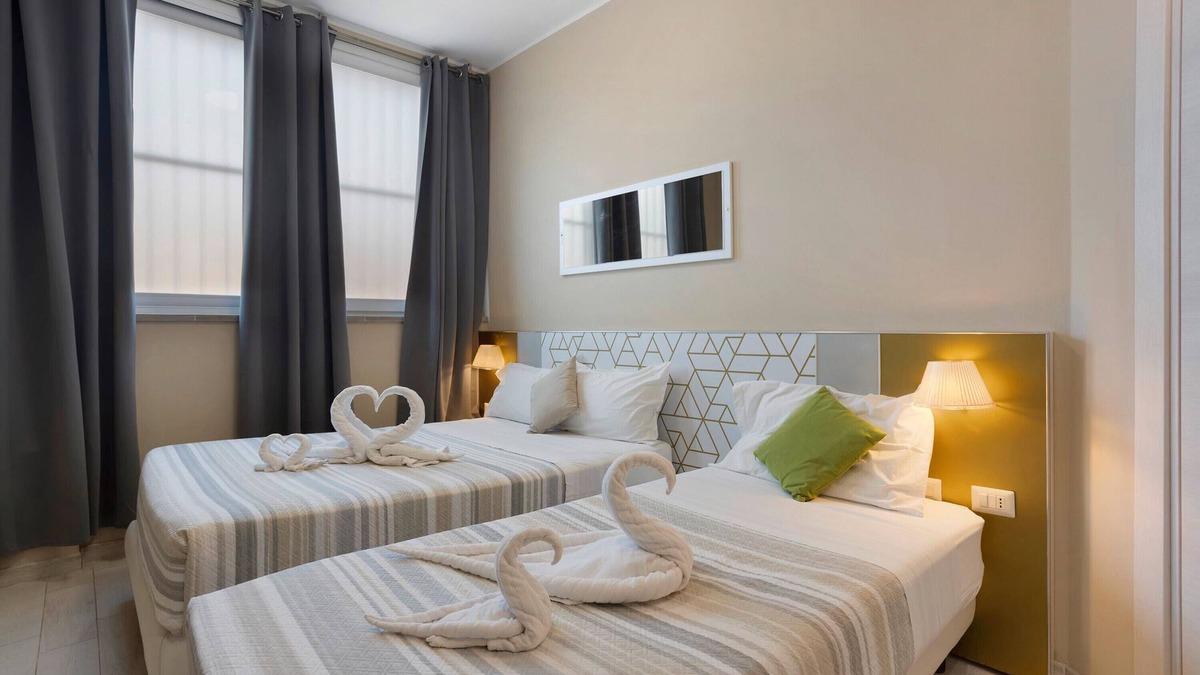 Quarto Cagnino Apartment | Room 'Tripla' with Wi-Fi and Air Conditioning